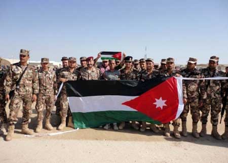 قوة الواجب الخاص 222 افغانستان تحتفل بالاعياد الوطنية