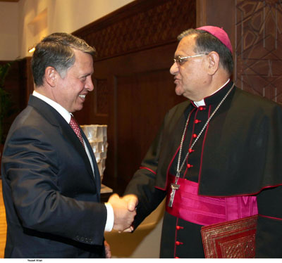 الملك يستقبل بطريرك اللاتين في الاراضي المقدسة والاردن