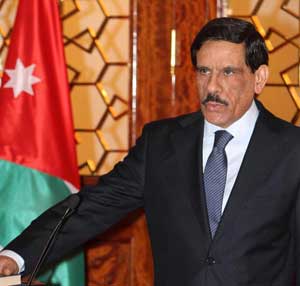 وزير الداخلية يلتقي اليوم وفدا من عشائر الجنوب