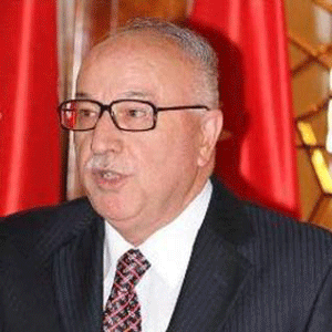 وزير الأشغال يوعز بتوفير السلامة العامة على طريق المطار  