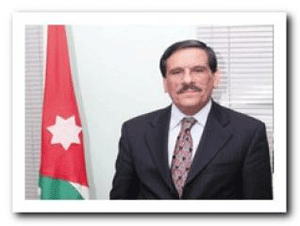 وزير الداخلية يعود مصابي الأمن العام وقوات الدرك  