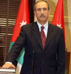 وزير الشؤون البرلمانية يلتقي وفدا كويتيا