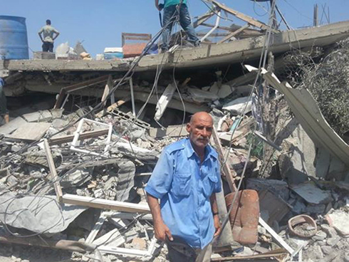 الاحتلال ارتكب مجزرة بحق الفلسطينيين ومساكنهم الاحتلال ارتكب مجزرة بحق الفلسطينيين ومساكنهم