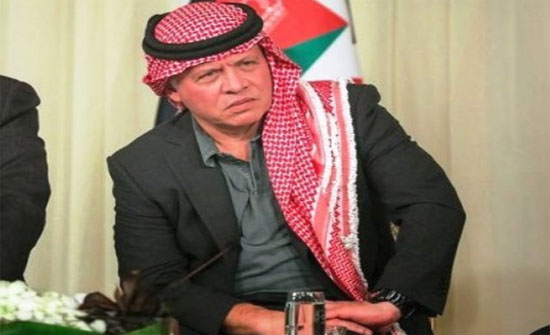 الملك يتلقى اتصالا هاتفيا من ملك البحرين الملك يتلقى اتصالا هاتفيا من ملك البحرين