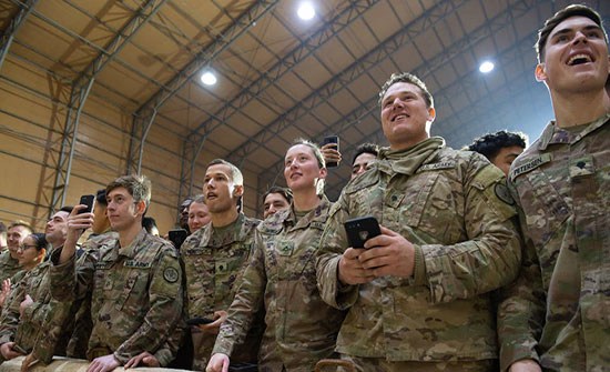 الحرس الثوري يستهدف قاعدة تضم قوات أميركية في الأنبار