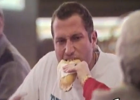 طريقة أكل عجيبة