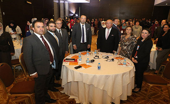 المعايطة للمرأة دوراً أساسياً في إنجاح اللامركزية