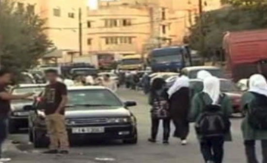 الزرقاء :ضبط 16 متسكعاً أمام مدارس البنات