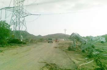 4 اصابات جراء تدهور سيارة على طريق غور المزرعة 