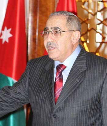 الحسبان : مخزون الادوية في مستودعات الصحة تكفي لمدة (3-6) اشهر