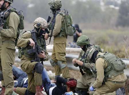 الإحتلال يواصل احتجاز جثامين 31 شهيدا فلسطينيا