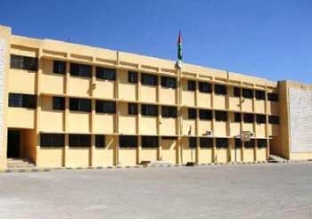 وزير التربية يتفقد عددا من مدارس الكرك 