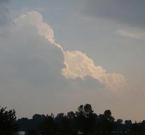 طقس بارد اليوم ولطيف الاربعاء والخميس 