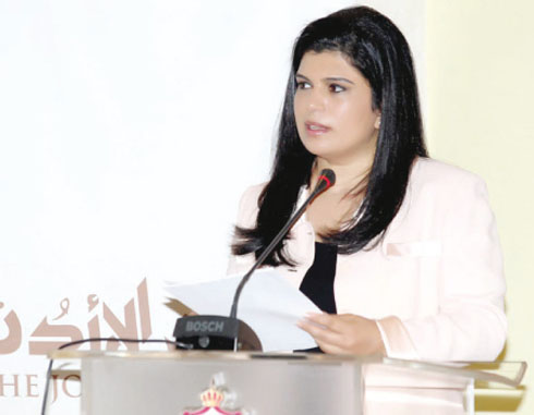 الاميرة سمية ترعى احتفالا بمدرسة الجبيهة الثانوية للبنات الاميرة سمية ترعى احتفالا بمدرسة الجبيهة الثانوية للبنات