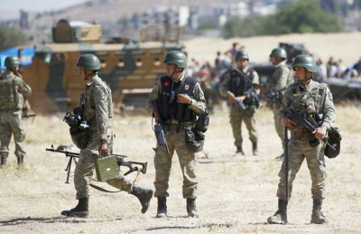 الجيش التركي يعارض مطالب الحكومة بالتدخل في سوريا الجيش التركي يعارض مطالب الحكومة بالتدخل في سوريا