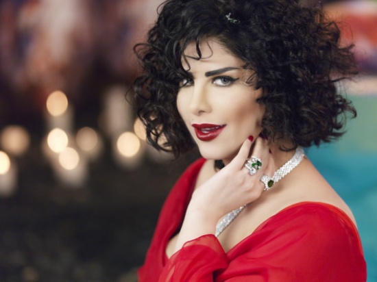 صور: شمس الكويتية تفوز بلقب فارسة الجودة بلوك يجمع بين الأسود والفضي صور: شمس الكويتية تفوز بلقب فارسة الجودة بلوك يجمع بين الأسود والفضي