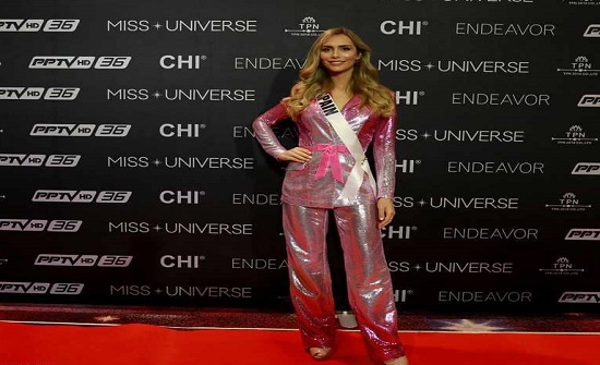 "رجل" ينافس حسناوات العالم على لقب ملكة جمال الكون