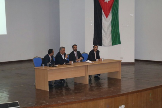 عرض لمشاريع البحث العلمي التي نفذتها كلية البترا في جامعة الحسين عرض لمشاريع البحث العلمي التي نفذتها كلية البترا في جامعة الحسين