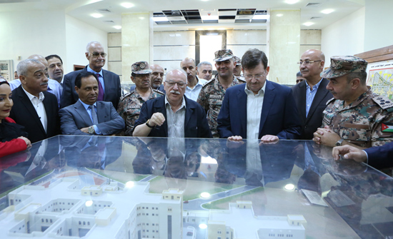 وزيرا الصحة والاشغال العامة يتفقدان مستشفى السلط الجديد وزيرا الصحة والاشغال العامة يتفقدان مستشفى السلط الجديد