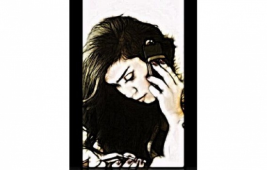 اتصلت بزوجها منتحلة شخصية امرأة أخرى فاتهمها بالإزعاج!!