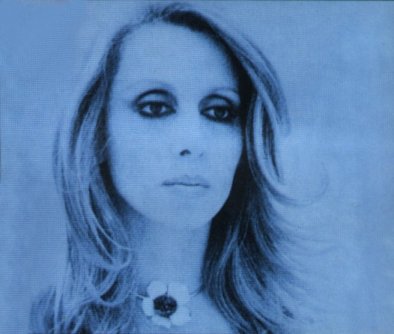 فيروز تصوّر "Ave Maria" تحيةً إلى زوجها عاصي الرحباني صانع مجد الأغنية اللبنانية