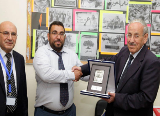 جامعة البترا تقيم يوم طبي مجاني في مدرسة نزال الابتدائية