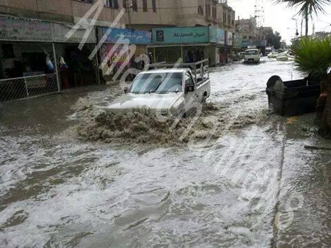 الدفاع المدني يتعامل مع (149) حادث إنقاذ و (189) حالة شفط مياه خلال 3 ايام الدفاع المدني يتعامل مع (149) حادث إنقاذ و (189) حالة شفط مياه خلال 3 ايام