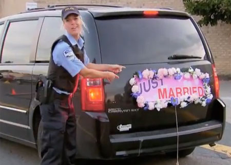سيارة الزفاف