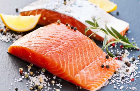 10 أطعمة للحفاظ على نضارة البشرة