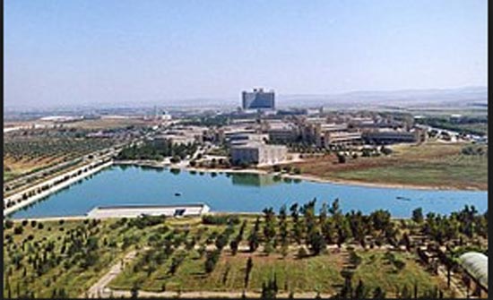 وفد من جامعة الصداقة الروسية يزور "العلوم والتكنولوجيا" وفد من جامعة الصداقة الروسية يزور "العلوم والتكنولوجيا"