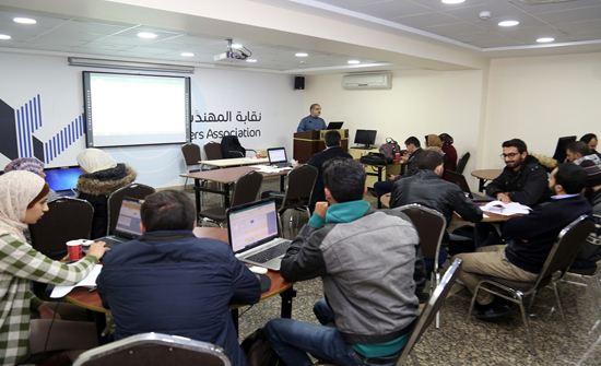 المهندسون الشباب يعقدون دورة بعنوان "المالية لغير الماليين" المهندسون الشباب يعقدون دورة بعنوان "المالية لغير الماليين"