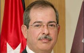 مؤتمر صحفي للكيلاني للحديث عن استلام الأمانة لآليات نظافة جديدة مؤتمر صحفي للكيلاني للحديث عن استلام الأمانة لآليات نظافة جديدة