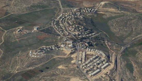 70 ألف مستوطن في رام الله