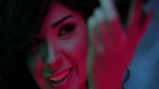 شيما مطربة الكليب الفاضح: هذا الشخص هو المسؤول وليس لي دخل! شيما مطربة الكليب الفاضح: هذا الشخص هو المسؤول وليس لي دخل!