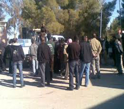 اعتصام عمال المياومة بزراعة اربد مطالبين بتثبيتهم