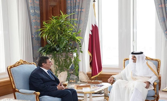الطراونة ينقل رسالة شفوية من الملك لأمير قطر الطراونة ينقل رسالة شفوية من الملك لأمير قطر