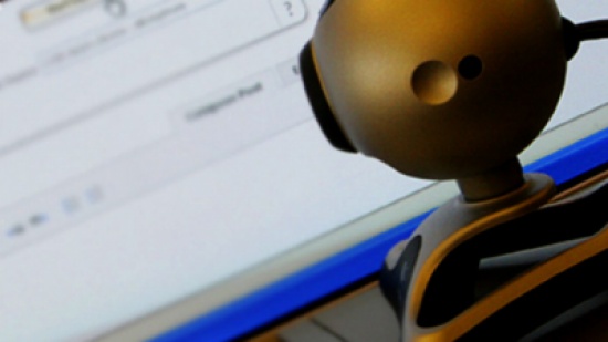 الاستخبارات البريطانية صورت ملايين مستخدمي الانترنت دون علمهم