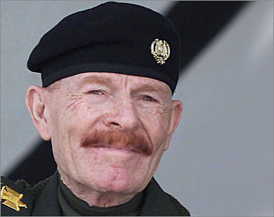 جميع العلامات تشير الى أن عزت الدوري توفى