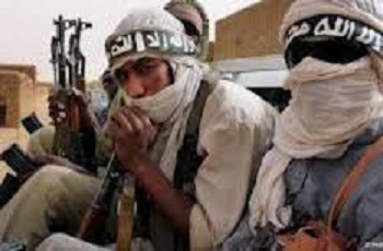 اهالي مدينة غاو في شمال مالي يقتلون قياديا اسلاميا بعد مقتل صحافي محلي