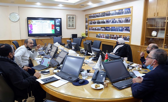 "المهندسين" تبحث ايجاد فرص تدريب وتشغيل لمنتسبيها في المجال البحري