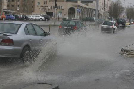 تعليق دوام المدارس الخاصة ومدارس السوريين في تربية الزرقاء الأولى غدا السبت تعليق دوام المدارس الخاصة ومدارس السوريين في تربية الزرقاء الأولى غدا السبت