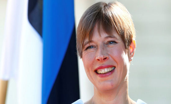 رئيسة إستونيا تنتظر نتيجة فحص الإصابة بفيروس كورونا