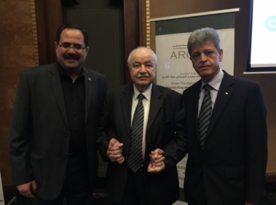 أبوغزاله يعلن عن عقد محو الامية في اللغة وتقنية المعلومات والثقافة في فلسطين ويتعهد بتسخير كافة الإمكانات لتطبيقه أبوغزاله يعلن عن عقد محو الامية في اللغة وتقنية المعلومات والثقافة في فلسطين ويتعهد بتسخير كافة الإمكانات لتطبيقه