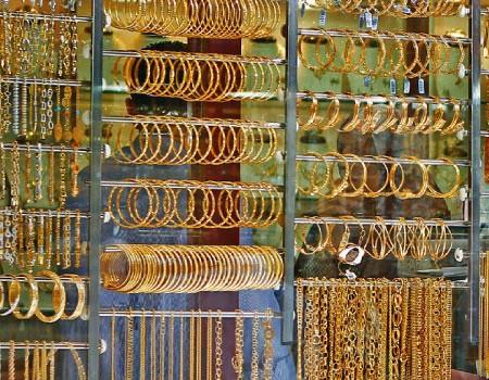 الذهب يرتفع 50 قرشاً للغرام