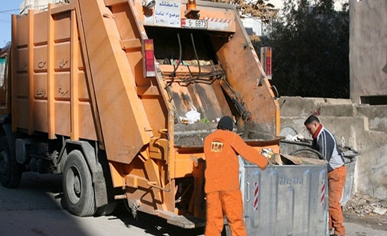 الامانة ترفع 80 الف طن نفايات منذ بداية رمضان الامانة ترفع 80 الف طن نفايات منذ بداية رمضان