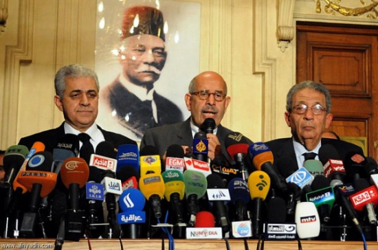 "جبهة الإنقاذ" في مصر تسحب بيان رفض الإعلان الدستوري