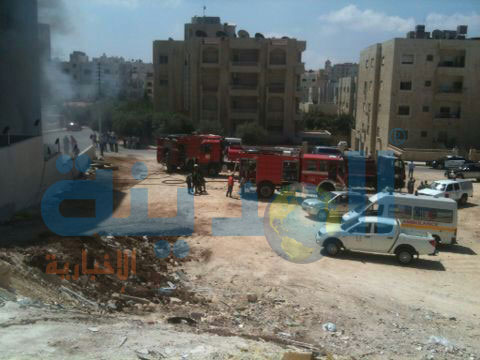 بالصور .. حريق في مجمع تجاري بعمان