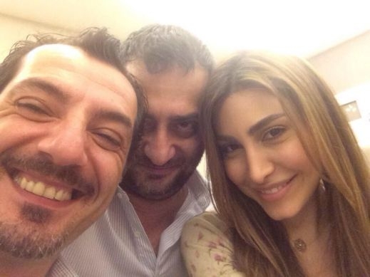 بالصور: النجمة اللبنانية يارا تلتقط Selfie مع عادل كرم بالصور: النجمة اللبنانية يارا تلتقط Selfie مع عادل كرم