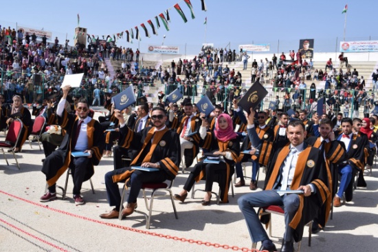 جامعة إربد الأهلية تحتفل بتخريج كوكبة جديدة من طلبة الفوج العشرين جامعة إربد الأهلية تحتفل بتخريج كوكبة جديدة من طلبة الفوج العشرين