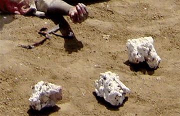 رجم صومالية حتى الموت بسبب زواجها من 4 أشخاص